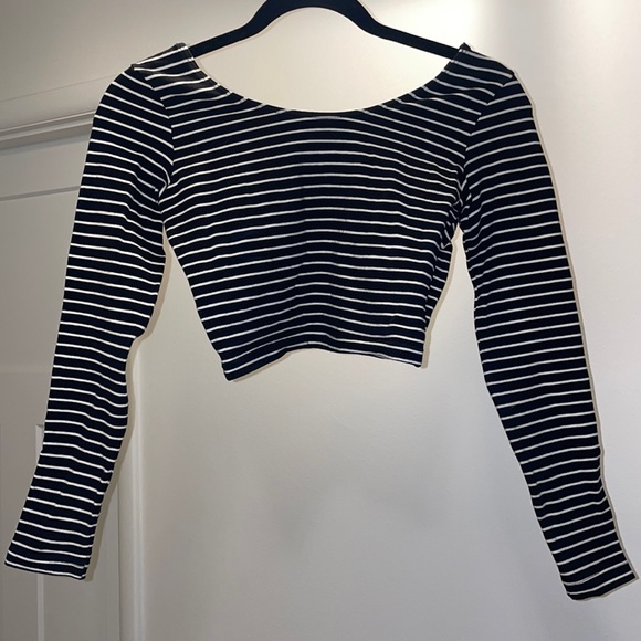 American Apparel Women’s Long Sleeved Crop Top | Black with White Stripes - Picture 1 of 2